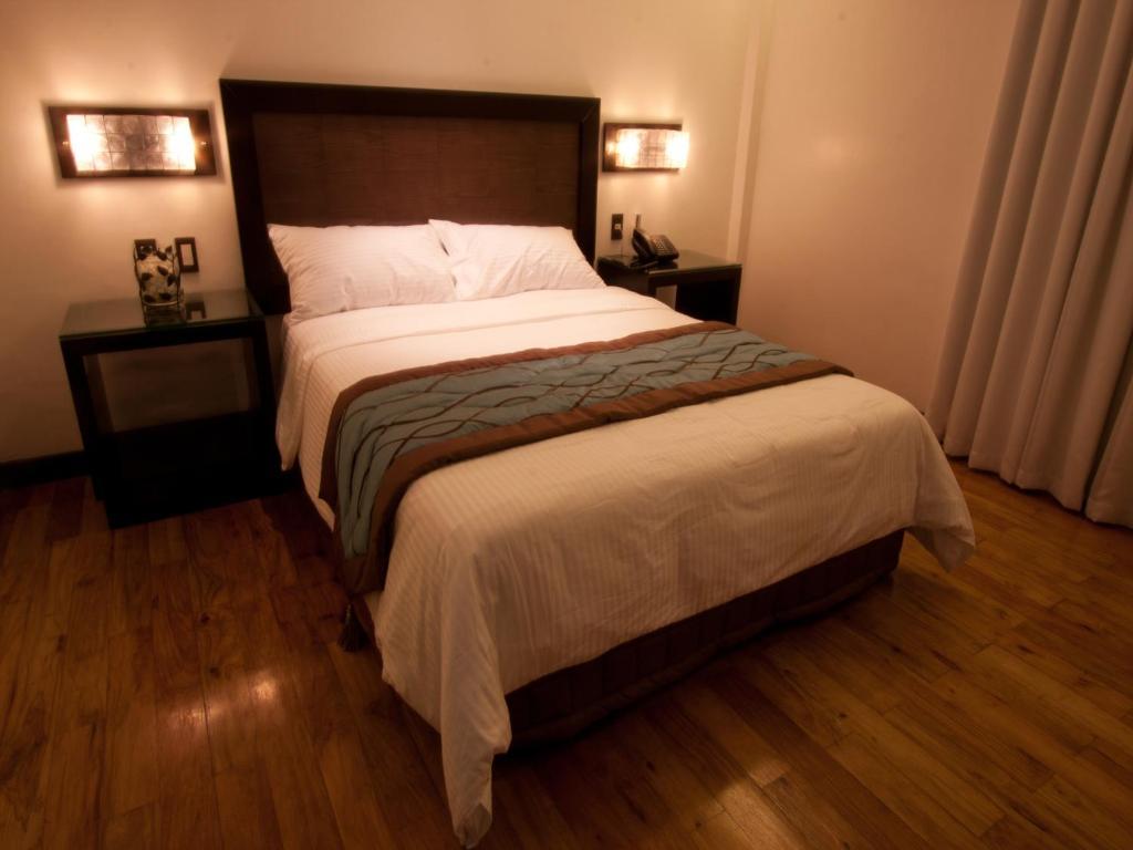 Century Hotel Ángeles Habitación foto